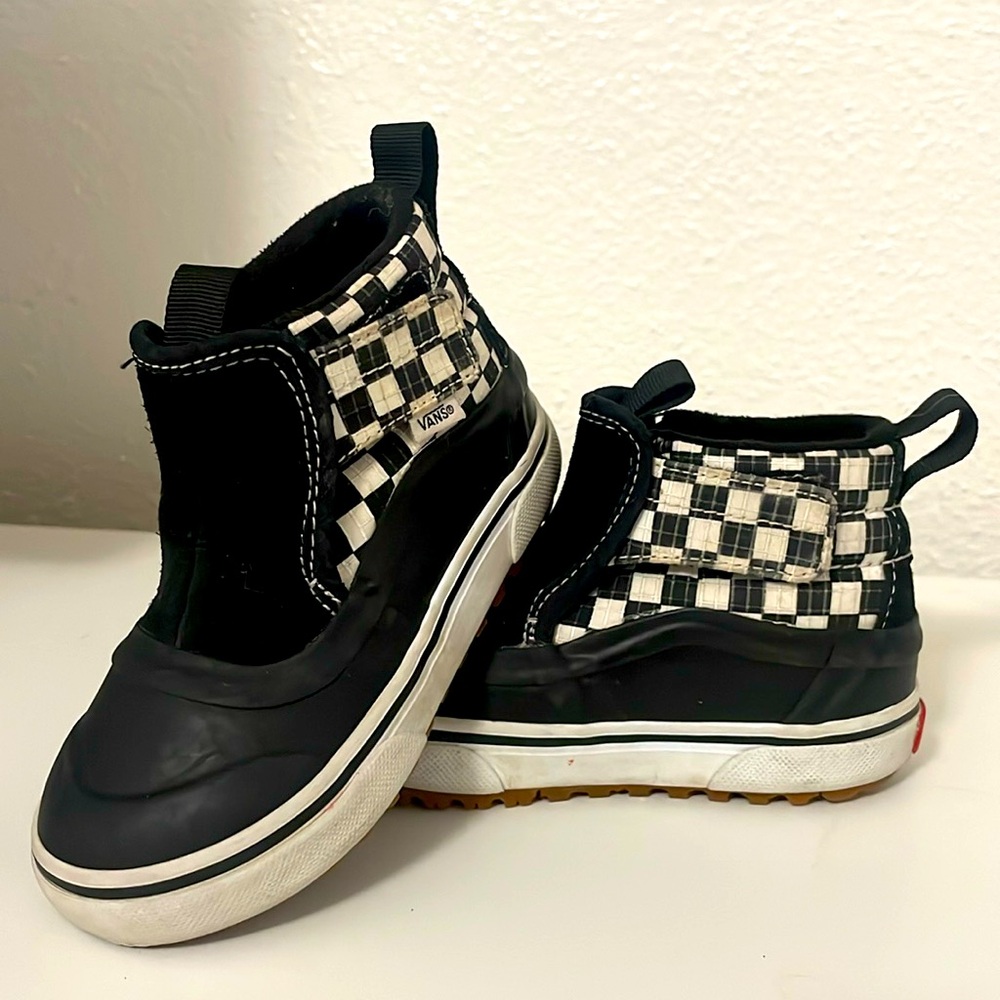 VANS HI-TERRAIN MTE Unisex Checkered Sneakers Toddlers 7 LIKE NEW!!!